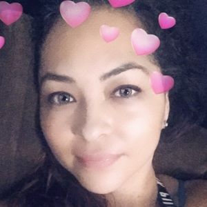 Meet your Posher, Claudia